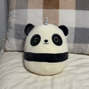 8” Stanley the Panda Squishmallow/ W wings & horn